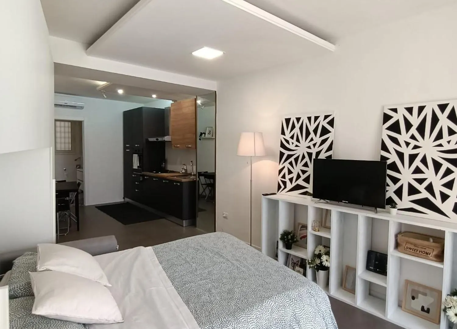 Monolocale Farina Apartment Cagliari 0*,  Italy